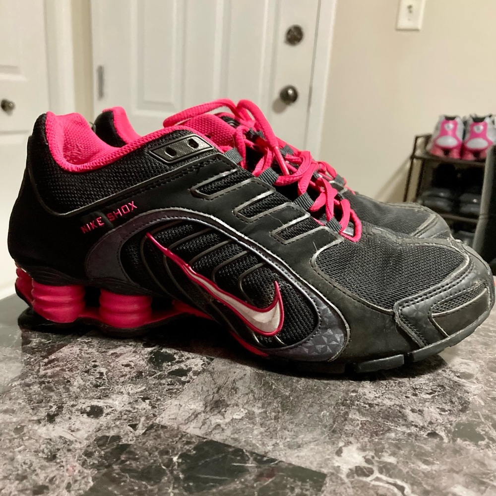 Nike Shox Sneakers Wmns 9.5